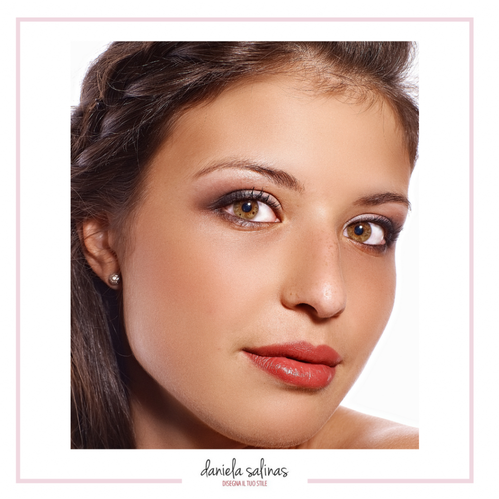Makeup dai toni caldi per la laurea